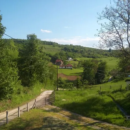 Holiday Patar Vikendica